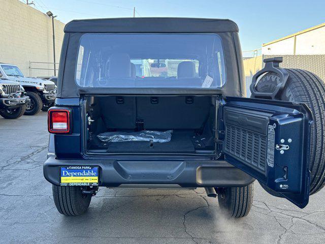 new 2025 Jeep Wrangler car, priced at $41,985