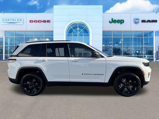 new 2025 Jeep Grand Cherokee car, priced at $47,660