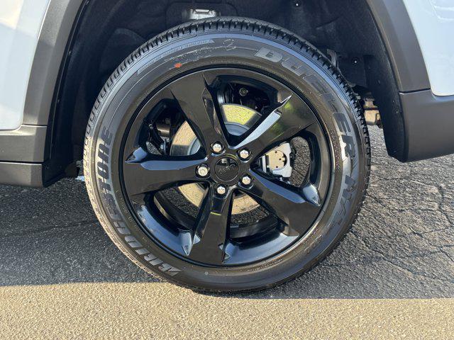 new 2025 Jeep Grand Cherokee car, priced at $47,660
