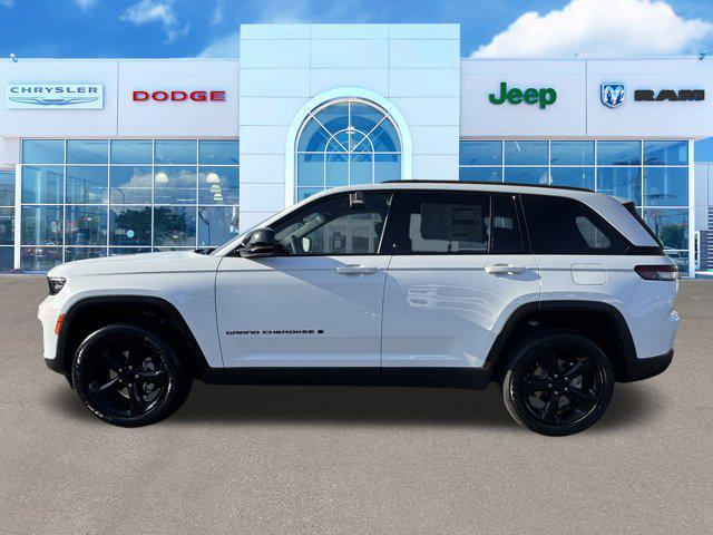new 2025 Jeep Grand Cherokee car, priced at $47,660