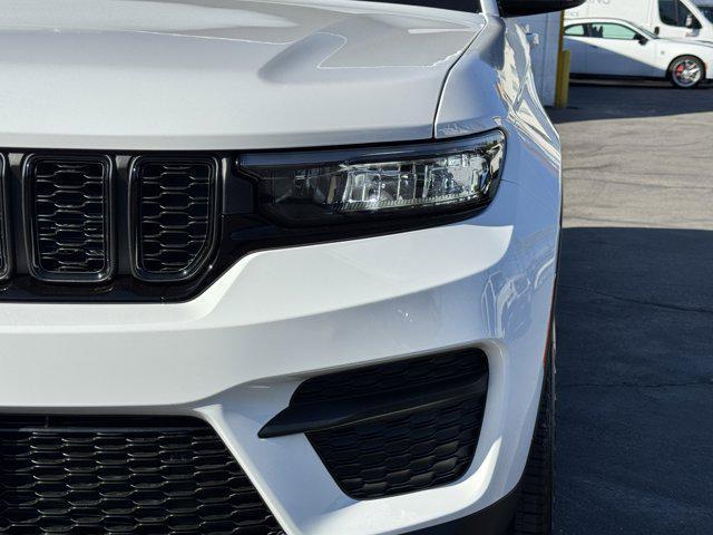 new 2025 Jeep Grand Cherokee car, priced at $47,780