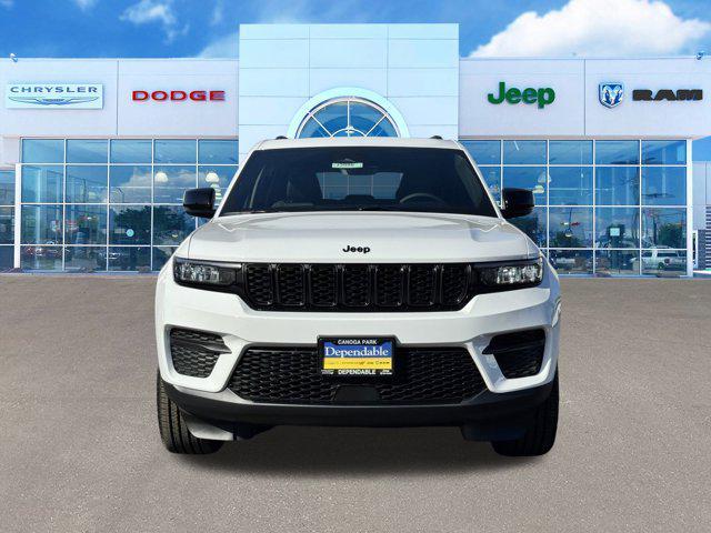 new 2025 Jeep Grand Cherokee car, priced at $47,780