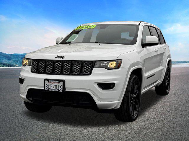 used 2018 Jeep Grand Cherokee car, priced at $16,881