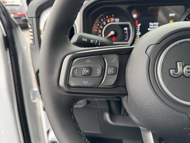 new 2025 Jeep Gladiator car, priced at $49,380