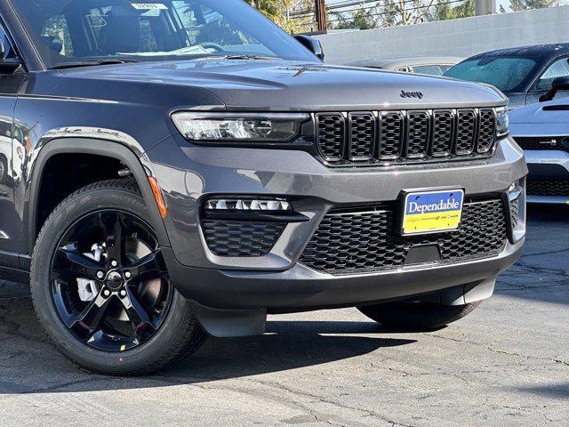 new 2024 Jeep Grand Cherokee car, priced at $49,861