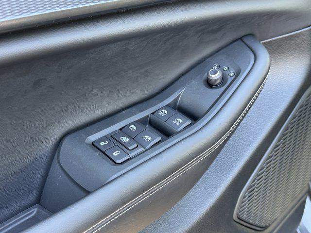 new 2025 Jeep Grand Cherokee L car, priced at $52,995