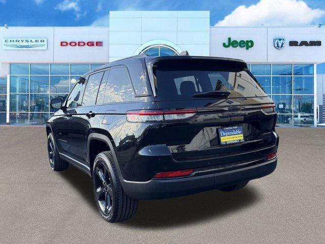 new 2025 Jeep Grand Cherokee car, priced at $48,220