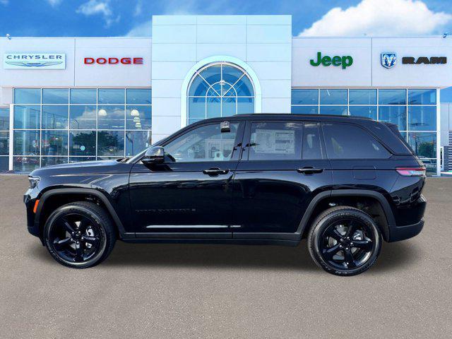 new 2025 Jeep Grand Cherokee car, priced at $48,220