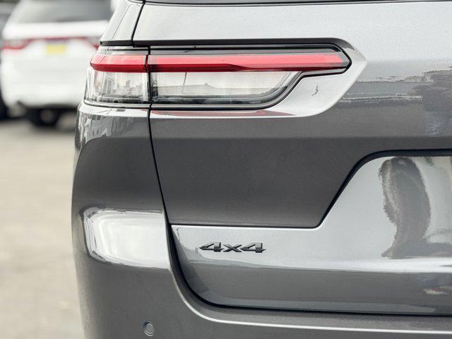 new 2025 Jeep Grand Cherokee L car, priced at $56,580
