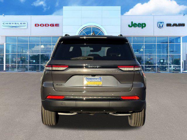 new 2025 Jeep Grand Cherokee car, priced at $49,370