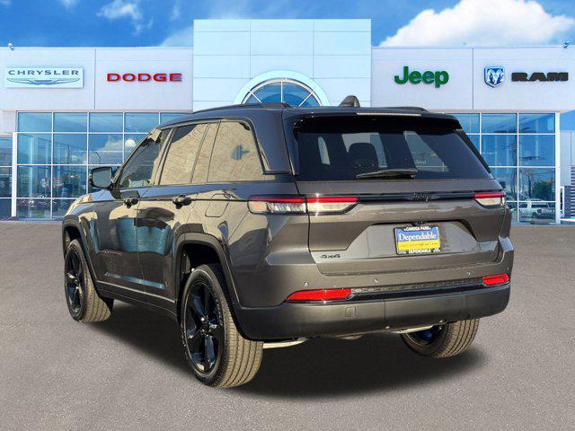 new 2025 Jeep Grand Cherokee car, priced at $49,370
