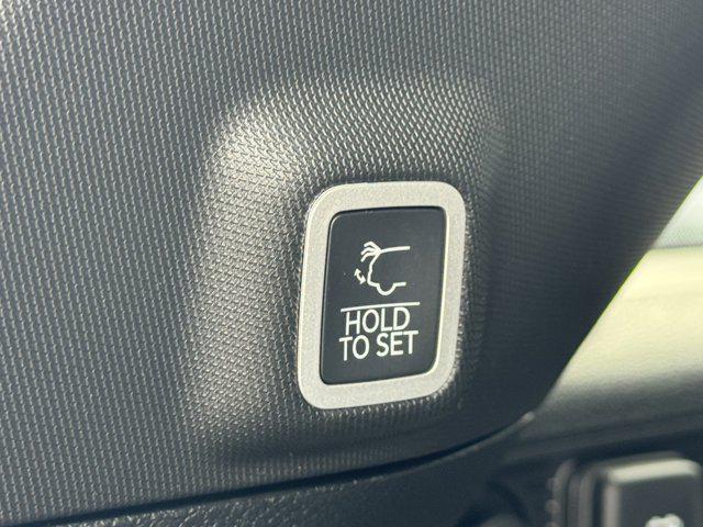 new 2025 Jeep Grand Cherokee car, priced at $46,100