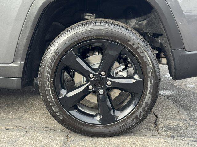 new 2025 Jeep Grand Cherokee car, priced at $46,100