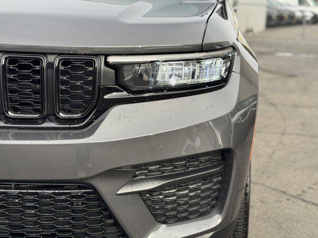 new 2025 Jeep Grand Cherokee car, priced at $46,100