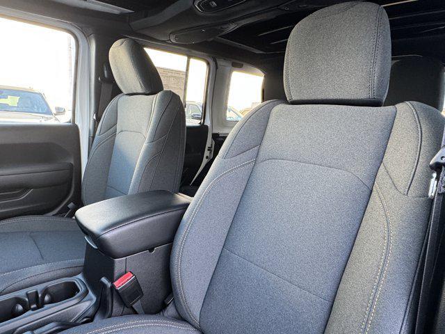 new 2025 Jeep Wrangler car, priced at $58,370