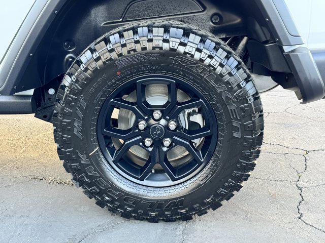 new 2025 Jeep Wrangler car, priced at $58,370