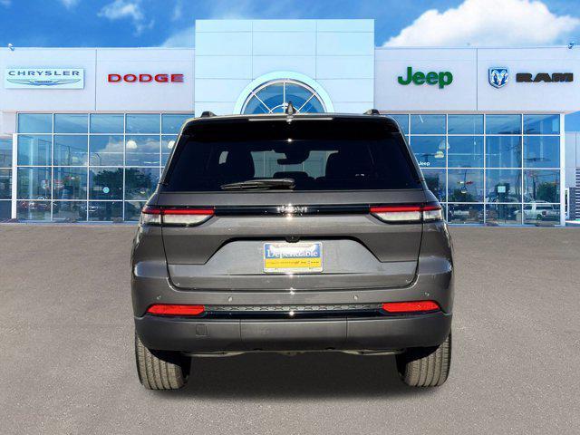 new 2025 Jeep Grand Cherokee car, priced at $47,370