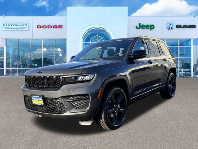 new 2025 Jeep Grand Cherokee car, priced at $47,370