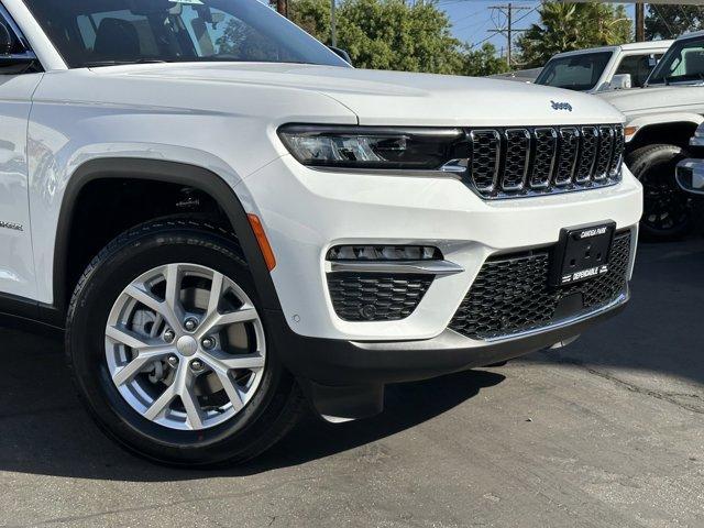 new 2023 Jeep Grand Cherokee car, priced at $52,800