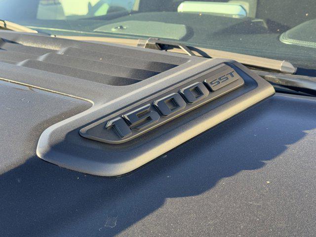 new 2025 Ram 1500 car, priced at $72,460