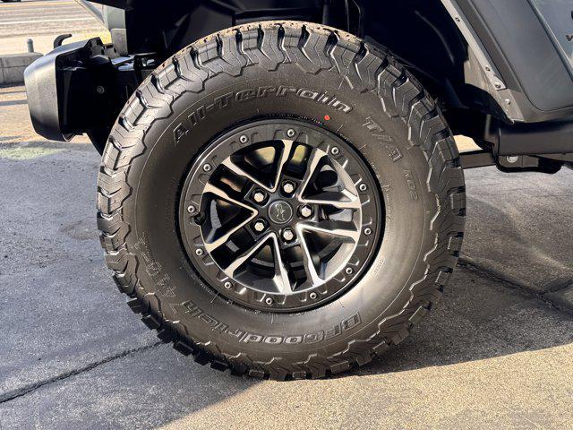 new 2025 Jeep Wrangler car, priced at $57,475