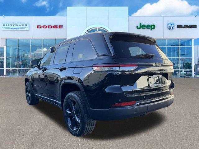 new 2025 Jeep Grand Cherokee car, priced at $45,675