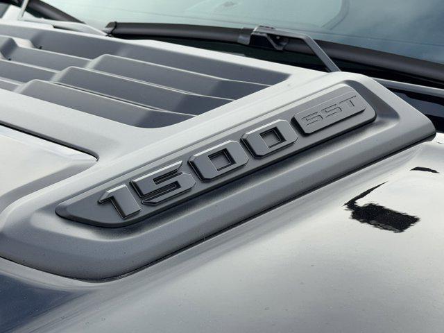 new 2025 Ram 1500 car, priced at $72,884