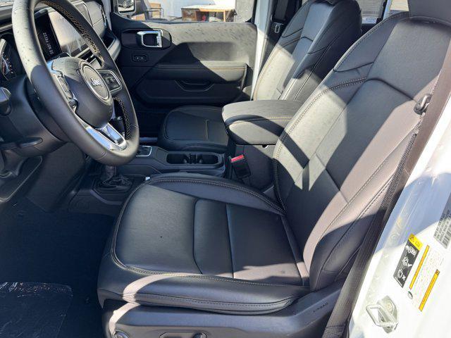 new 2025 Jeep Wrangler car, priced at $62,290