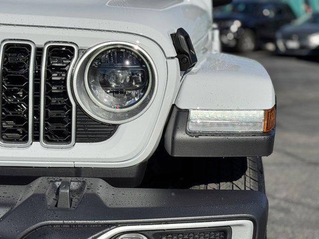 new 2025 Jeep Wrangler car, priced at $62,290