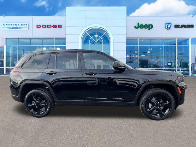 new 2025 Jeep Grand Cherokee car, priced at $49,370