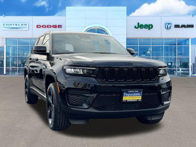 new 2025 Jeep Grand Cherokee car, priced at $49,370