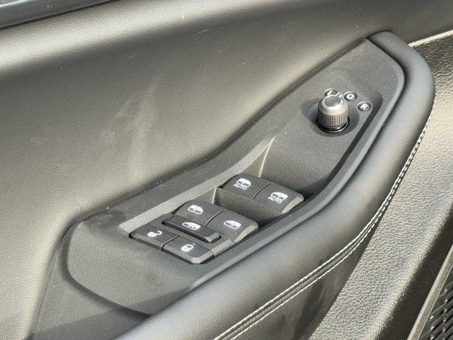 new 2025 Jeep Grand Cherokee car, priced at $49,370