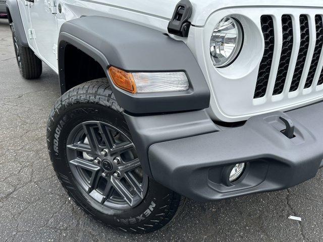 new 2024 Jeep Wrangler car, priced at $46,551