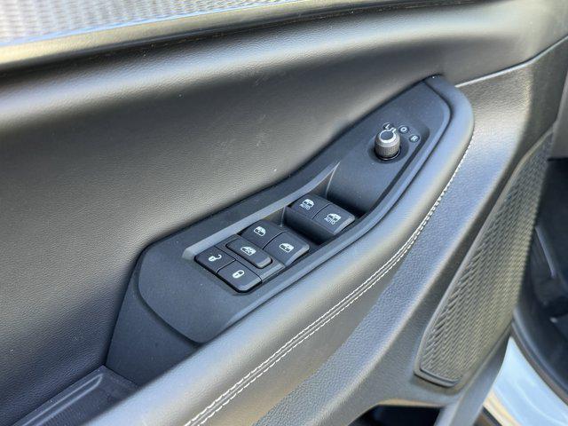 new 2025 Jeep Grand Cherokee L car, priced at $51,795