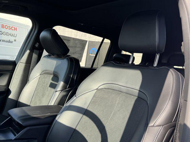 new 2025 Jeep Grand Cherokee L car, priced at $51,795