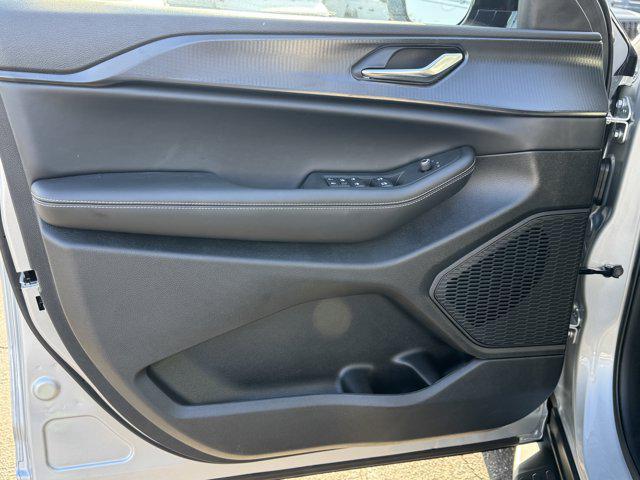 new 2025 Jeep Grand Cherokee L car, priced at $51,795