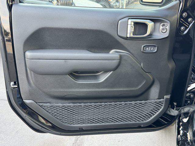 new 2025 Jeep Wrangler car, priced at $55,001