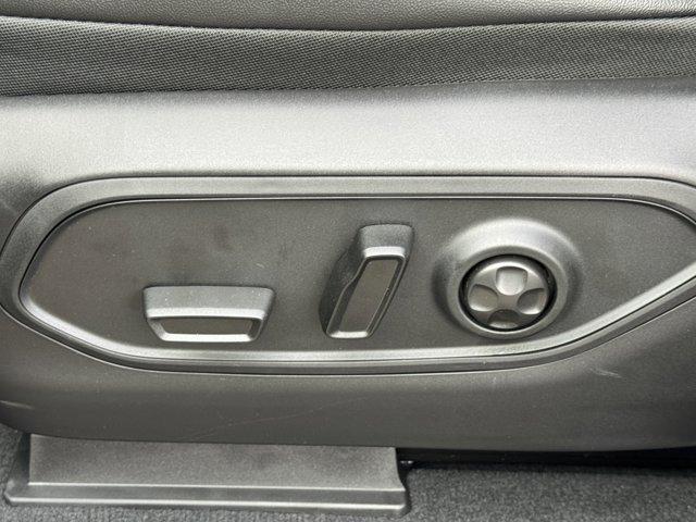 new 2025 Jeep Grand Cherokee L car, priced at $51,800