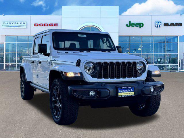 new 2024 Jeep Gladiator car, priced at $46,380