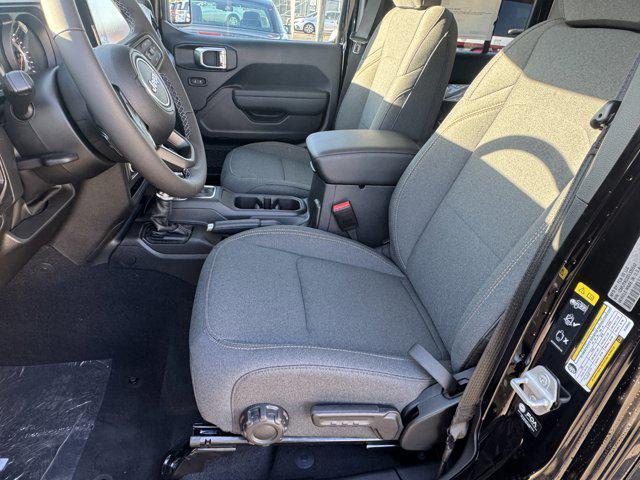 new 2025 Jeep Gladiator car, priced at $48,880