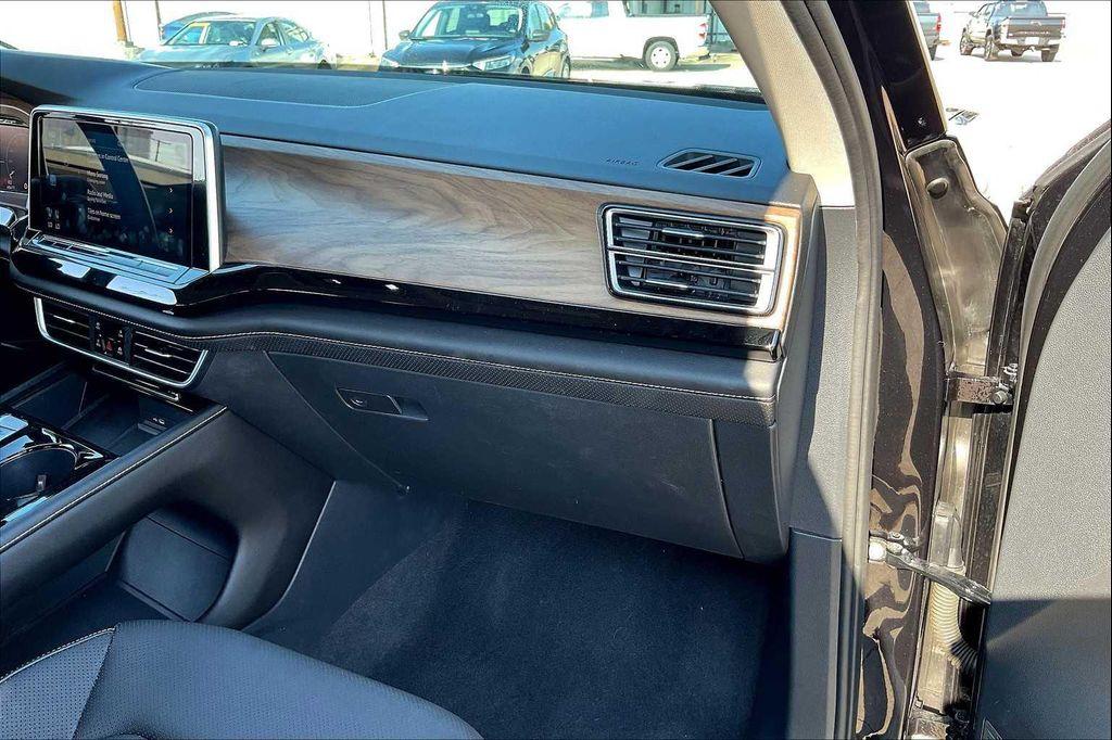 used 2024 Volkswagen Atlas car, priced at $27,995
