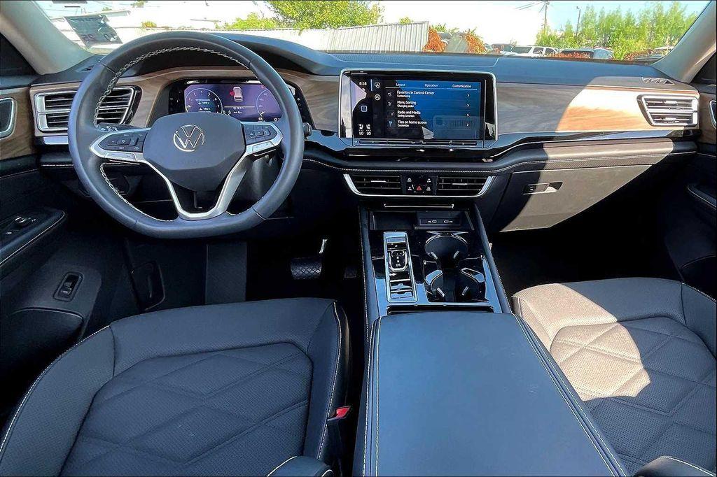 used 2024 Volkswagen Atlas car, priced at $27,995