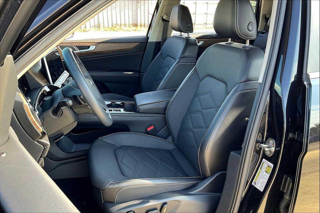 used 2024 Volkswagen Atlas car, priced at $27,995