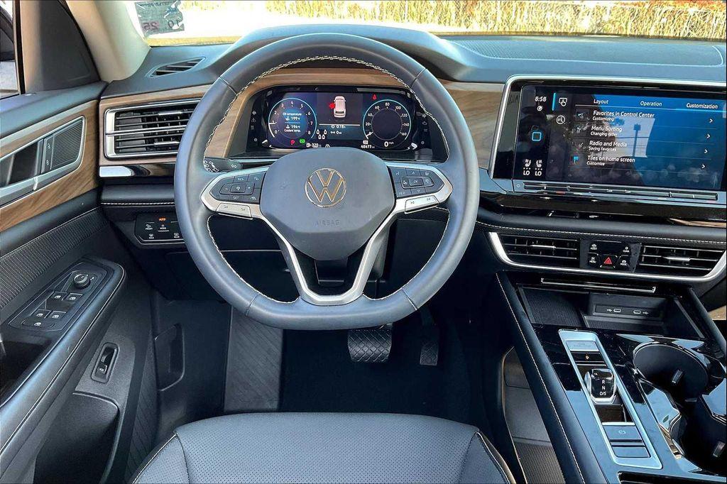 used 2024 Volkswagen Atlas car, priced at $27,995