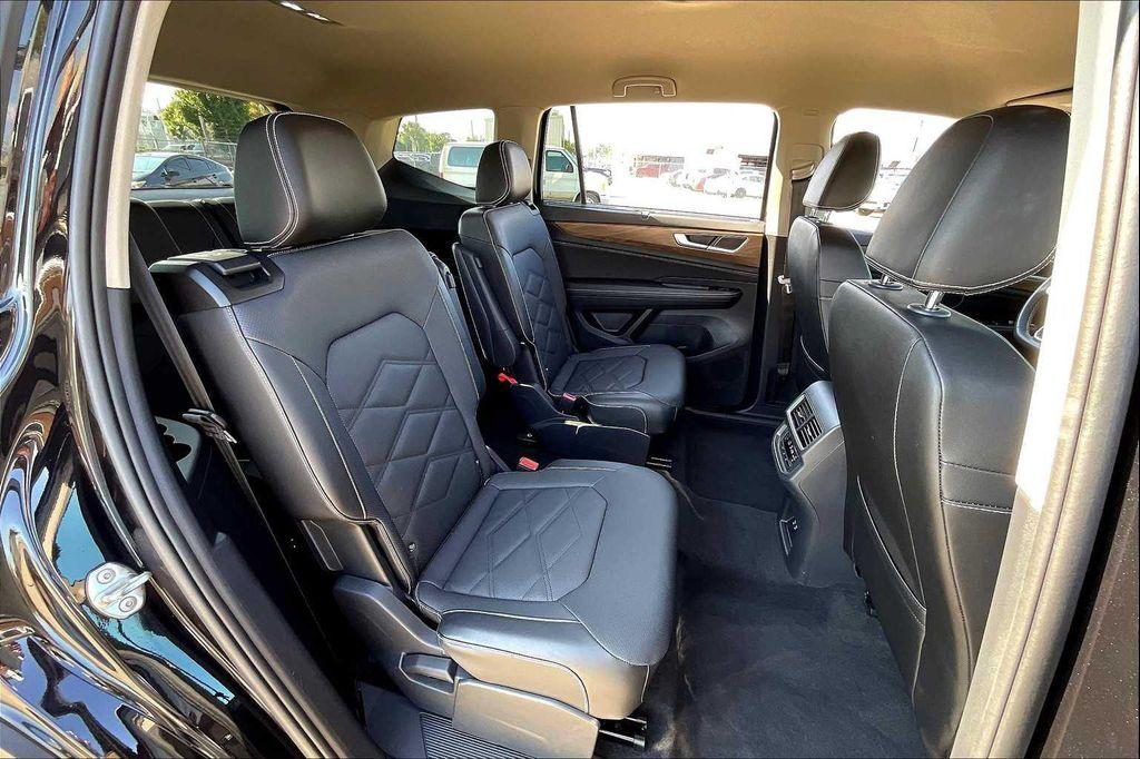 used 2024 Volkswagen Atlas car, priced at $27,995