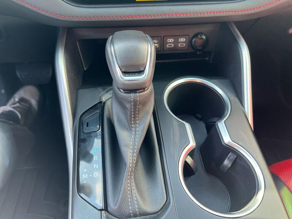 used 2023 Toyota Highlander car, priced at $35,900