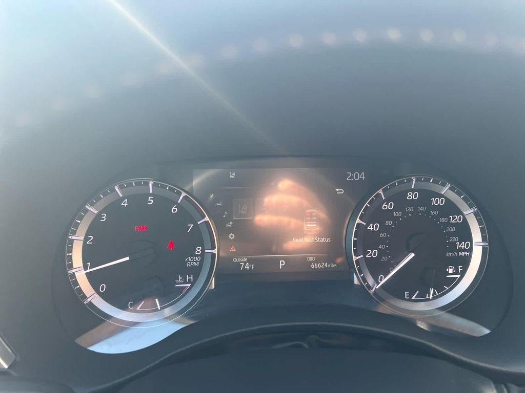 used 2023 Toyota Highlander car, priced at $35,900