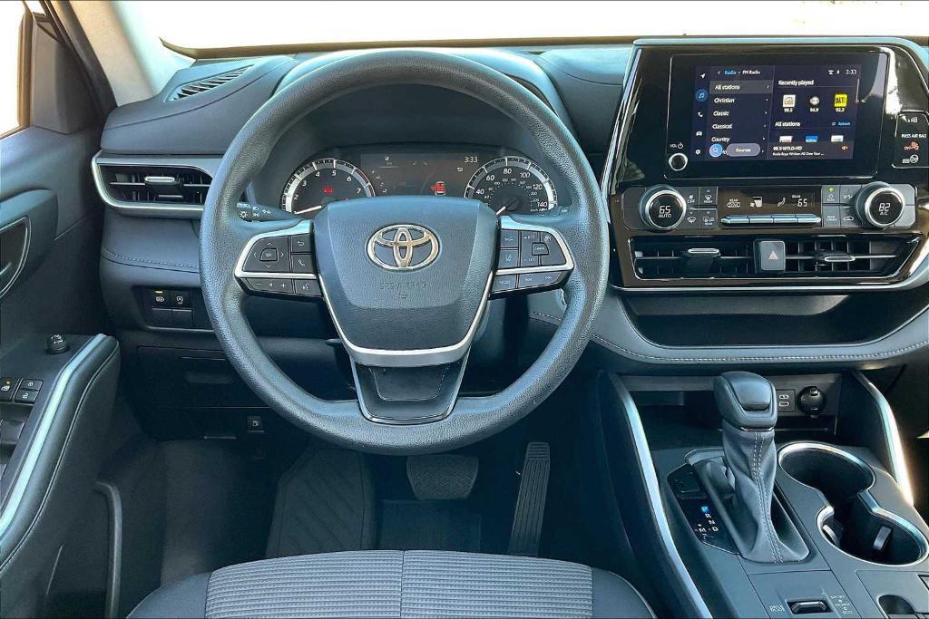 used 2023 Toyota Highlander car, priced at $33,585