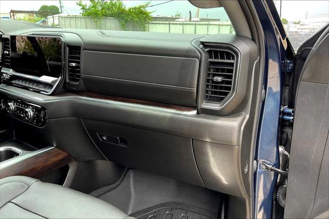 used 2022 GMC Sierra 1500 car, priced at $43,995