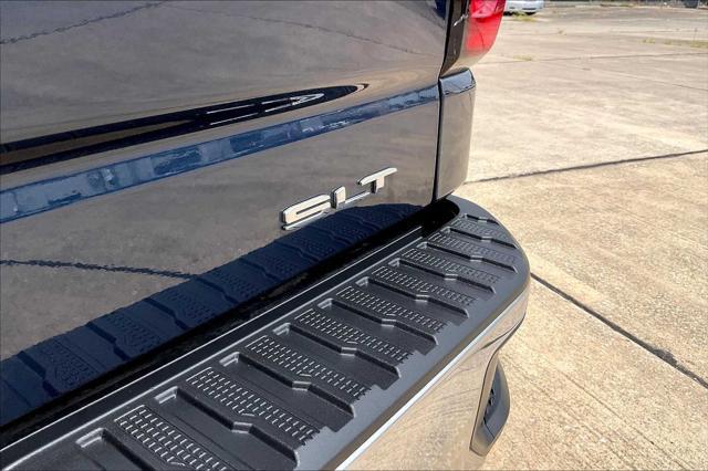 used 2022 GMC Sierra 1500 car, priced at $43,995